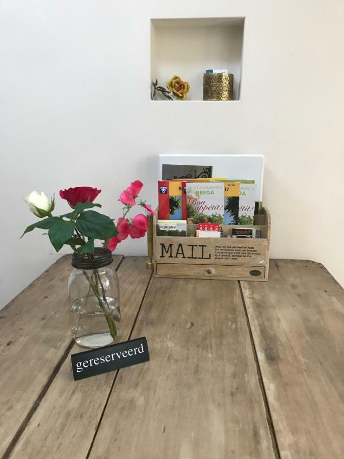 Het Huisje Breda Esterno foto